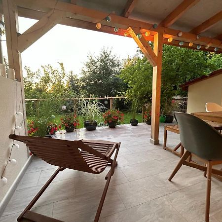 Kisvirag Vendeghaz Balatonvilágos Exterior foto