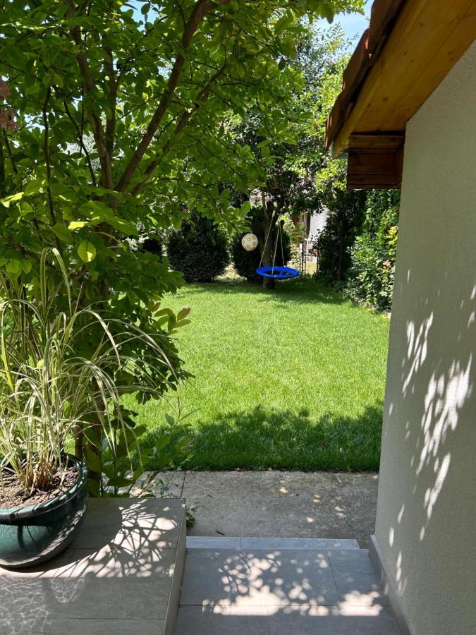 Kisvirag Vendeghaz Balatonvilágos Exterior foto